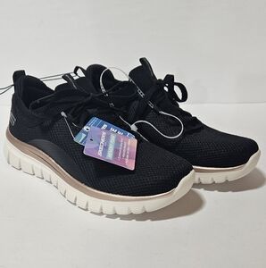 NWT Sketchers Sneakers Black and Rose Gold 5 1/2